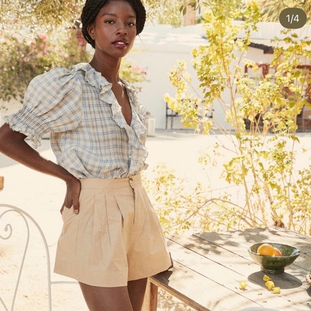 Doen High Waist Cream Shorts